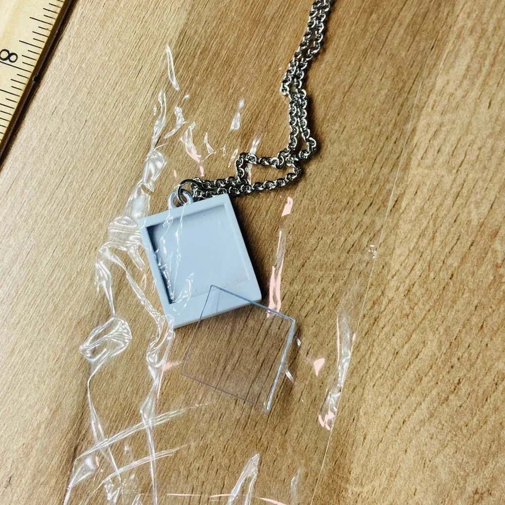 NWT 132 Total PETAPIXEL Instant Photo Pendant Necklaces Individually Wrapped